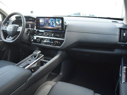 New 2026 Nissan Pathfinder SL FWD image 71