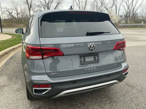 Used 2024 Volkswagen Taos SEL image 10