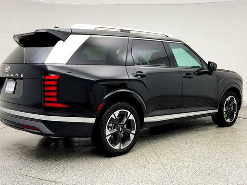 Used 2026 Hyundai Palisade Limited FWD image 5