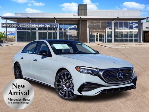 Used 2025 Mercedes-Benz E 450 4MATIC Sedan image 1