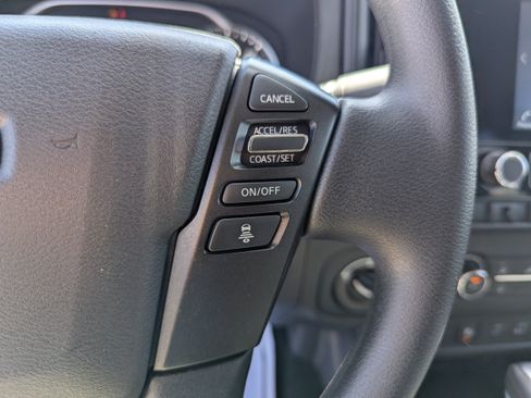 Used 2025 Nissan Frontier S AWD/4WD image 17