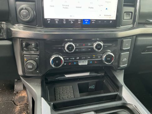 Used 2025 Ford F350 Lariat w/ Lariat Ultimate Package image 26