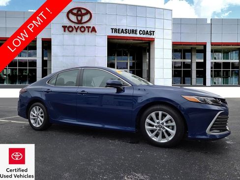 Used 2024 Toyota Camry LE image 1