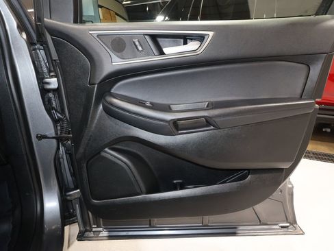 Used 2024 Ford Edge SEL image 18