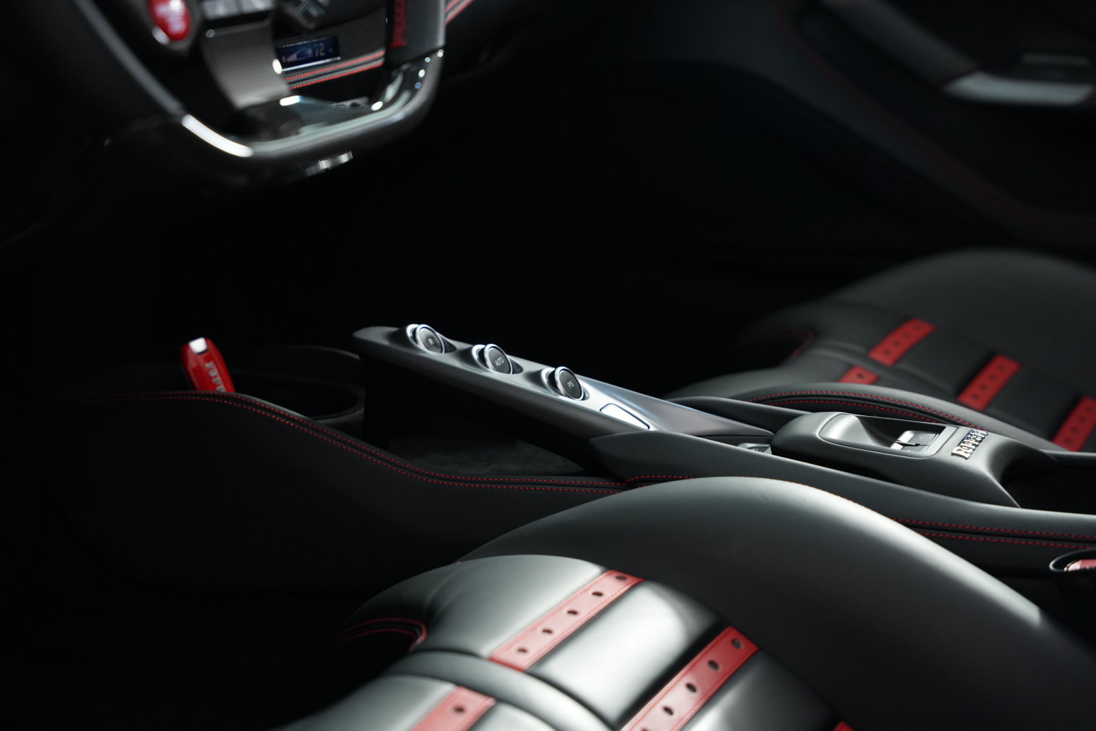 Certified 2022 Ferrari F8 Spider RWD image 49