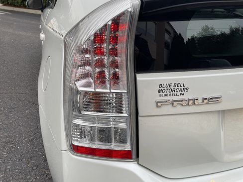 Used 2010 Toyota Prius Two FWD image 22