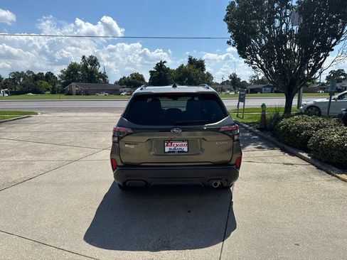 Used 2026 Subaru Forester Touring AWD/4WD image 7