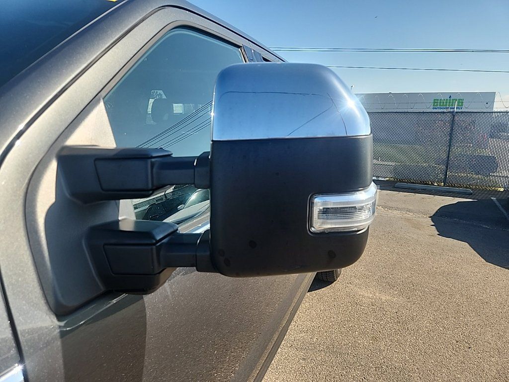 Used 2020 Ford F250 Platinum w/ FX4 Off-Road Package AWD/4WD image 7
