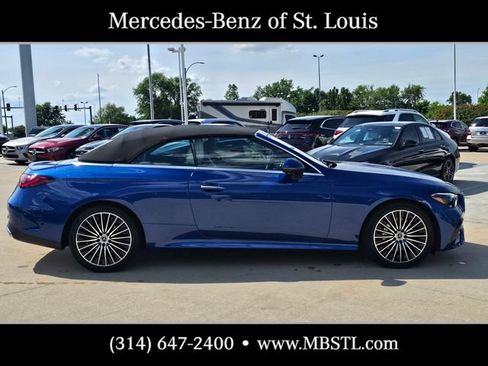 Used 2024 Mercedes-Benz CLE 300 4MATIC Cabriolet image 2