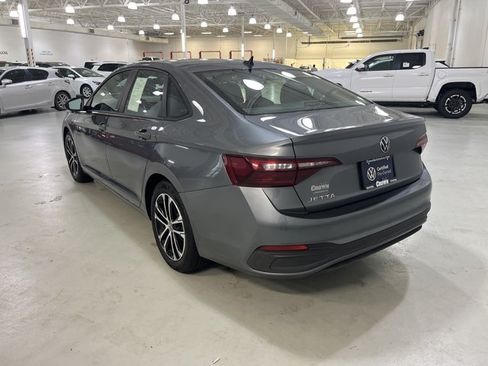 Certified 2024 Volkswagen Jetta Sport FWD image 6