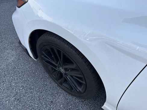 Used 2025 Toyota Camry SE w/ Convenience Package image 4