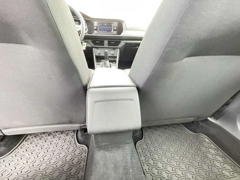 Used 2022 Volkswagen Jetta S FWD image 22