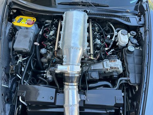 Used 2010 Chevrolet Corvette Convertible w/ Preferred Equipment Group RWD image 39