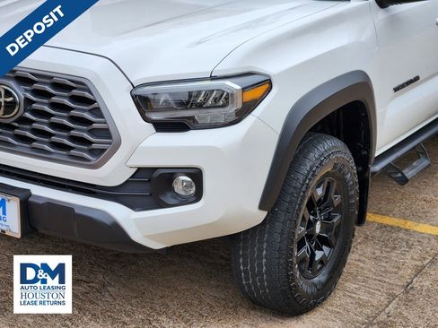 Used 2023 Toyota Tacoma TRD Off-Road image 12