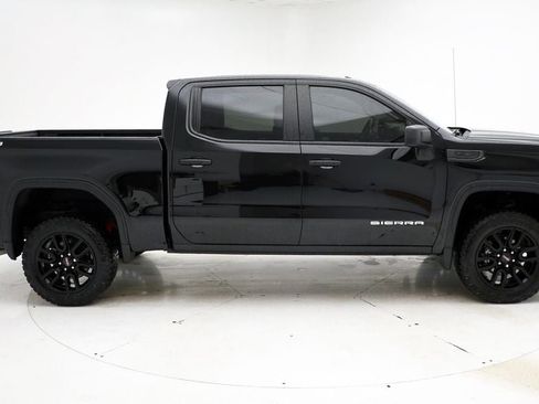 Used 2024 GMC Sierra 1500 Pro w/ Graphite Edition image 3