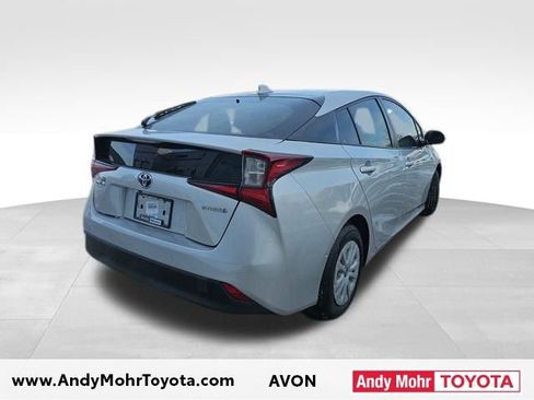 Used 2019 Toyota Prius LE image 6