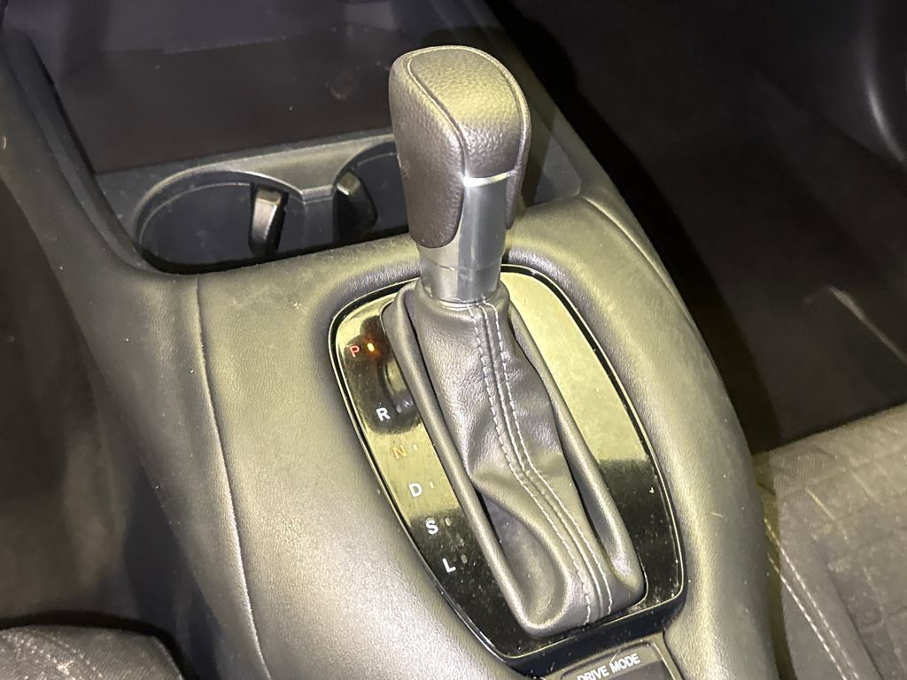 Used 2024 Honda HR-V LX image 25