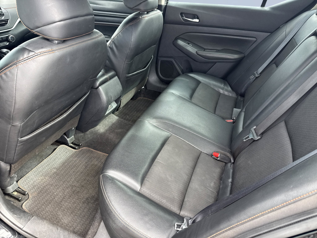 Used 2020 Nissan Altima 2.5 SR FWD image 17