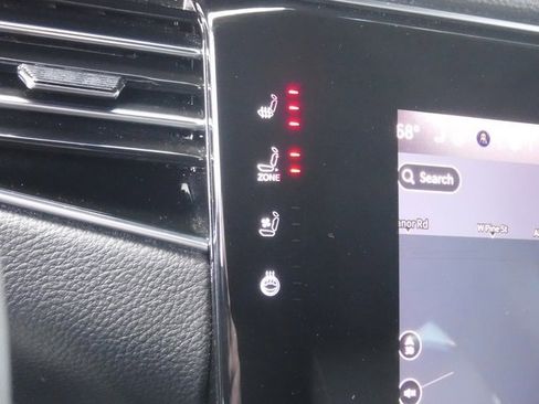 Used 2022 Jeep Wagoneer Series III image 36