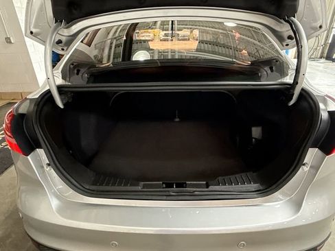 Used 2018 Ford Focus SEL FWD image 24