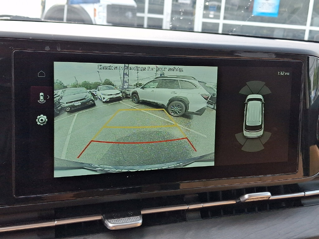 Certified 2024 Kia Carnival EX FWD image 22