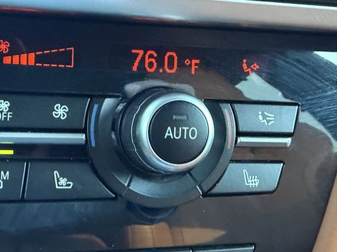 Used 2018 BMW X5 M image 22