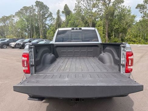 Used 2022 RAM 2500 Laramie AWD/4WD image 12