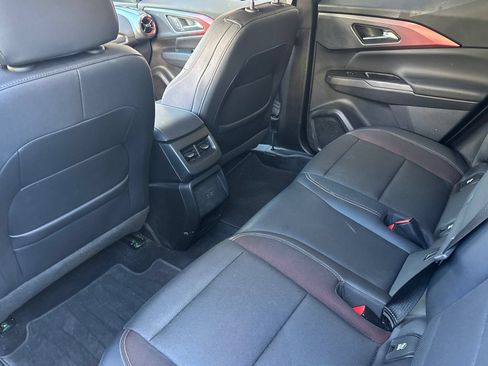Used 2024 Chevrolet Equinox EV RS FWD image 15