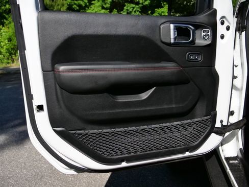 Used 2019 Jeep Wrangler Unlimited Rubicon AWD/4WD image 24