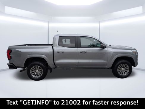 Used 2023 Chevrolet Colorado LT w/ LT Convenience Package image 2