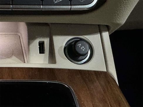 Used 2023 Audi Q5 2.0T Premium w/ Convenience Package image 29