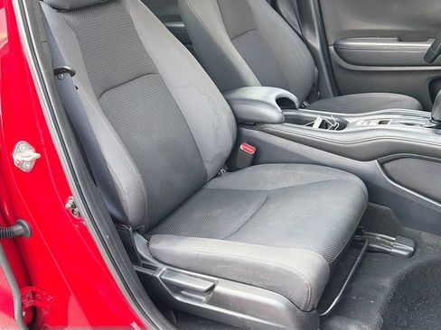 Used 2019 Honda HR-V Sport image 23