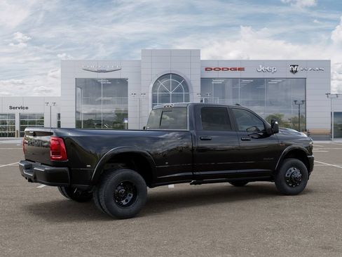New 2026 RAM 3500 Limited AWD/4WD image 4