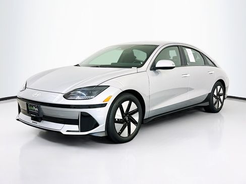 Used 2024 Hyundai Ioniq 6 SE AWD/4WD image 3