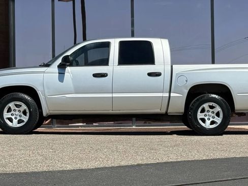 Used 2006 Dodge Dakota SLT w/ Trailer Tow Group image 5