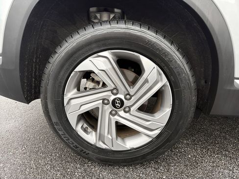 Used 2023 Hyundai Santa Fe SEL w/ Premium Package image 18