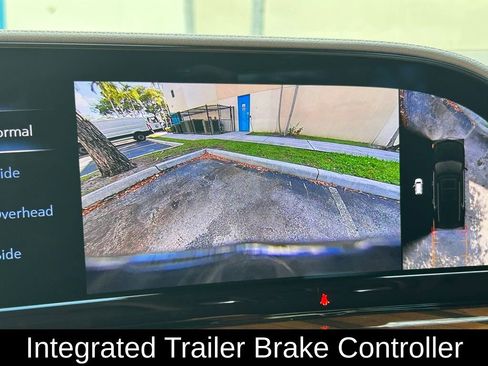 Used 2024 Cadillac Escalade Premium Luxury Platinum image 32