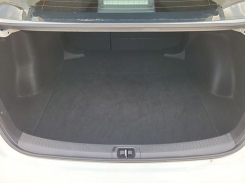 Used 2024 Toyota Corolla LE FWD image 8