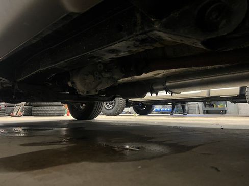 Used 2004 Jeep Grand Cherokee Laredo w/ Tan Your Hide Group image 15