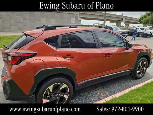 Used 2025 Subaru Crosstrek 2.5i Limited w/ Crosstrek Mirror Package image 5