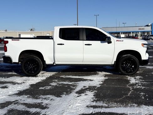 Certified 2024 Chevrolet Silverado 1500 LT Trail Boss w/ Convenience Package II image 2