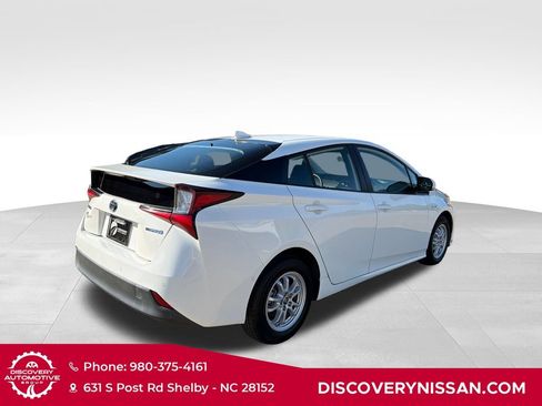 Used 2019 Toyota Prius LE FWD image 6