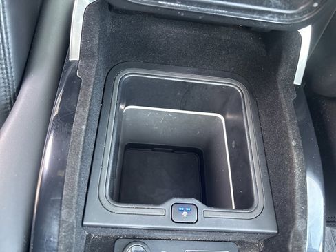 Used 2020 Land Rover Range Rover HSE image 34