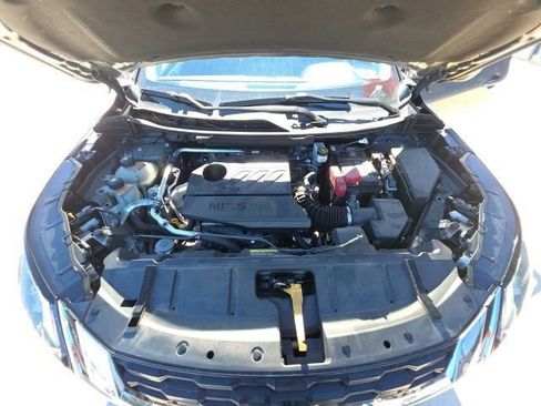 Used 2023 Nissan Rogue SV image 28