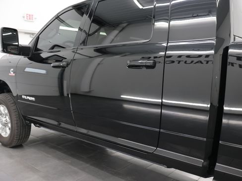 Used 2024 RAM 2500 Laramie AWD/4WD image 29
