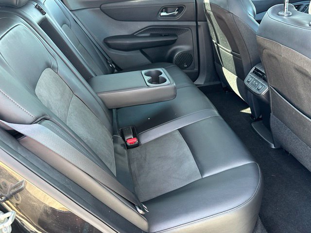 Used 2024 Nissan Ariya AWD image 10