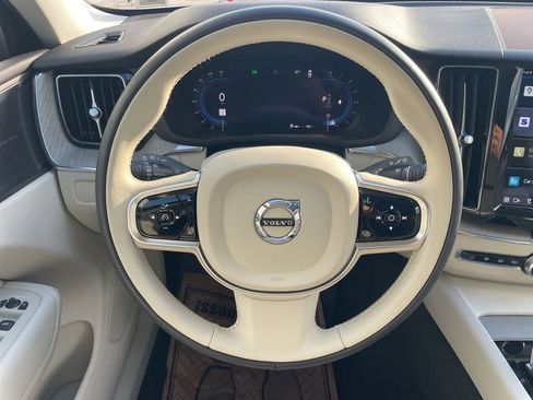 Certified 2023 Volvo XC60 B5 Plus w/ Climate Package image 26