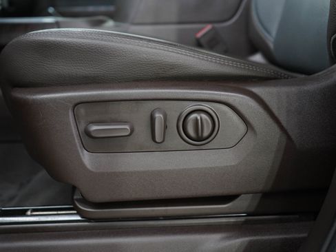 Used 2019 GMC Sierra 1500 Denali w/ Denali Ultimate Package AWD/4WD image 28