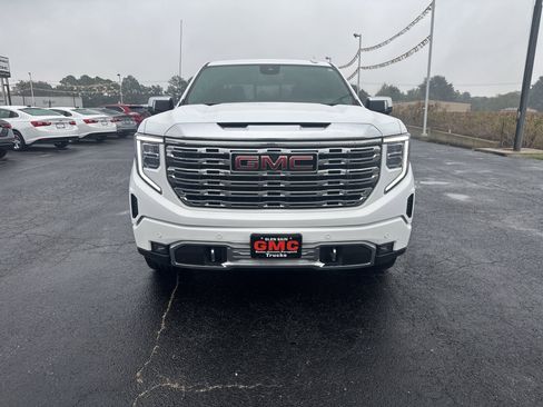 Used 2023 GMC Sierra 1500 Denali image 8