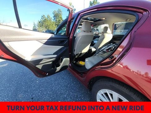 Used 2017 Subaru Impreza 2.0i Premium image 18